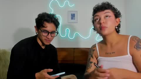 kade and demi independent models online show from June 5, 11:15 am