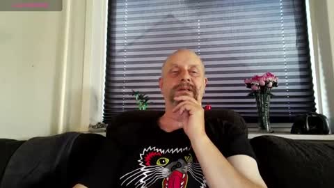 MrLazy online show from July 31, 5:40 pm