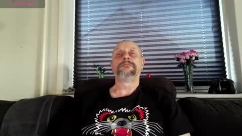 MrLazy online show from August 2, 5:42 pm