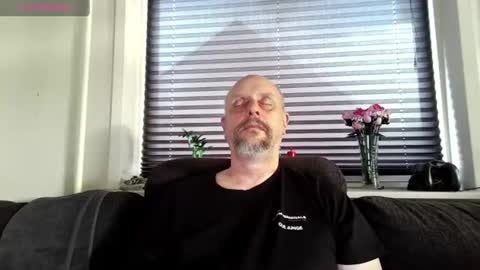 MrLazy online show from August 3, 5:09 pm