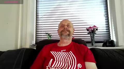 MrLazy online show from August 12, 1:46 pm