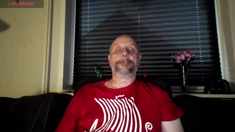 MrLazy online show from August 12, 6:10 pm