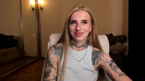Julia online show from August 6, 6:34 am