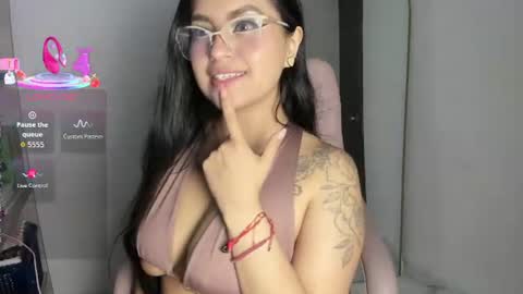 vanessa online show from August 14, 1:37 pm