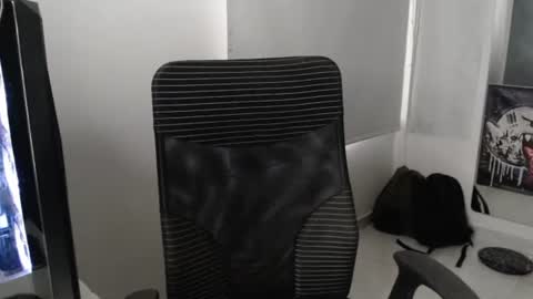 harold_18_ online show from July 30, 9:10 pm