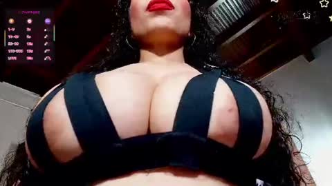 harper_ziu online show from August 6, 1:10 pm