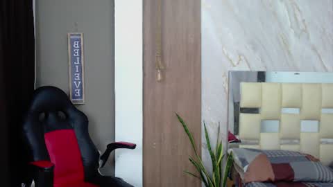 harry_jhonsonn online show from July 31, 1:01 am