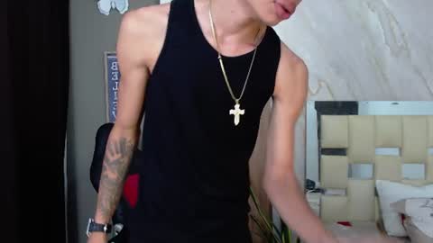 harry_jhonsonn online show from August 10, 11:39 pm