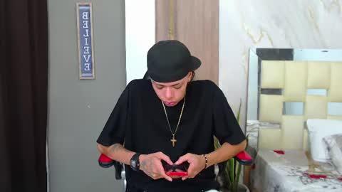 harry_jhonsonn online show from August 13, 2:14 am