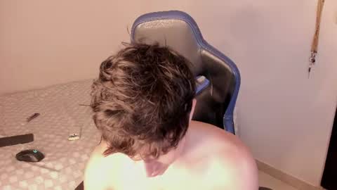 harry_p01 online show from June 14, 4:48 pm