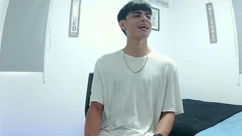harrythomson1 online show from July 23, 5:04 pm