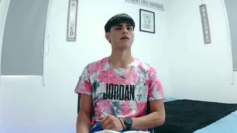 harrythomson1 online show from July 25, 5:28 pm