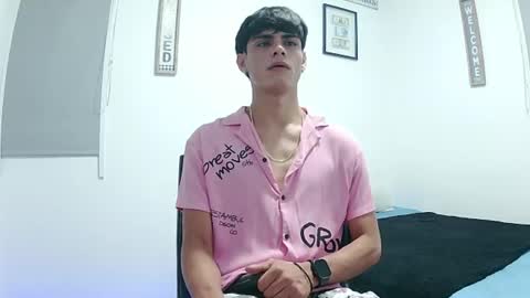 harrythomson1 online show from July 30, 4:42 am
