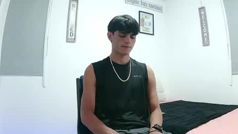 harrythomson1 online show from August 11, 10:12 pm