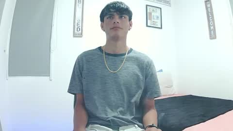 harrythomson1 online show from August 15, 3:49 pm
