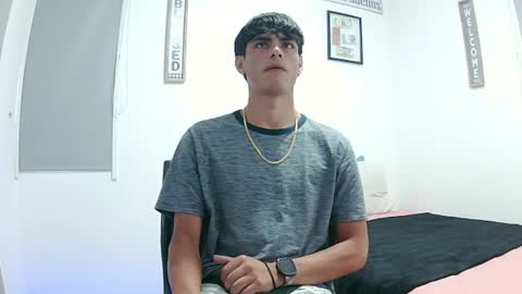 harrythomson1 online show from August 15, 4:55 pm