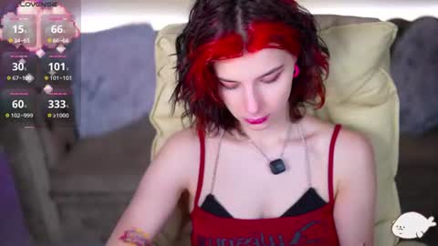 haylaamber online show from June 13, 10:23 am