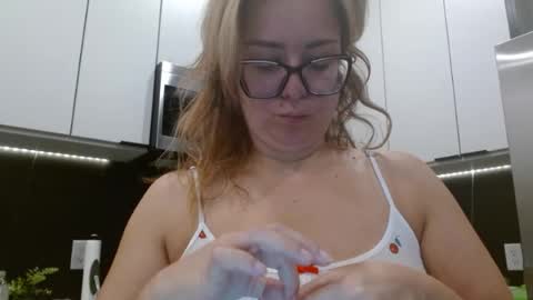 hazel_skye online show from July 31, 1:50 pm