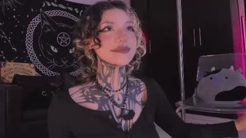 Hazell Witch online show from July 24, 6:44 pm
