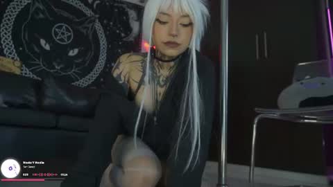 Hazell Witch online show from August 13, 5:27 pm