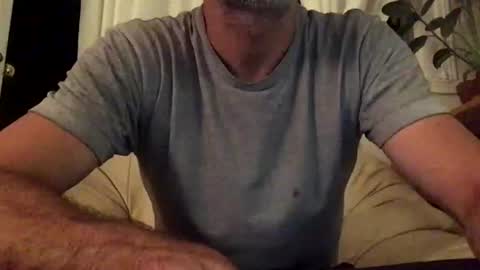 hazelsinclair online show from August 6, 2:54 am