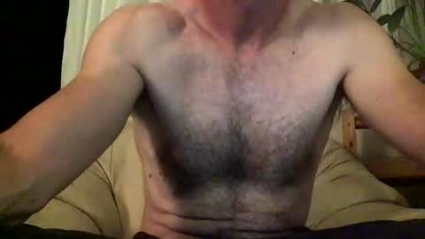 hazelsinclair online show from August 6, 4:00 am