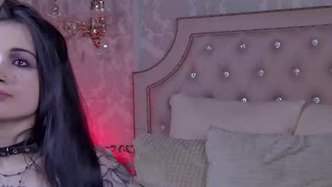 Heather Ivy online show from August 9, 1:39 am