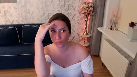 Heaven girl online show from August 6, 10:09 pm