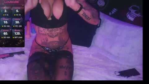 heavenleeleigh online show from August 11, 3:41 am