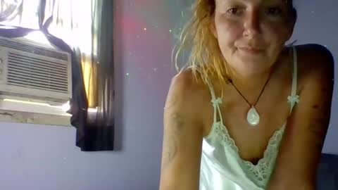 heaven lee online show from September 6, 5:19 pm