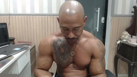 hebertgomes online show from August 5, 1:47 am
