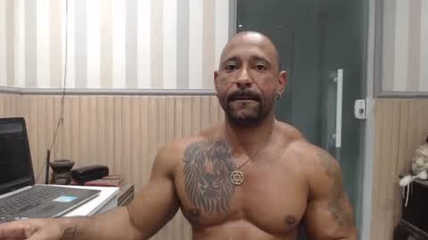 hebertgomes online show from August 13, 9:18 pm
