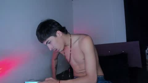 heellboy_ online show from July 24, 3:31 am