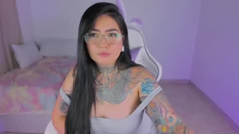 IM EMY online show from July 25, 9:41 pm