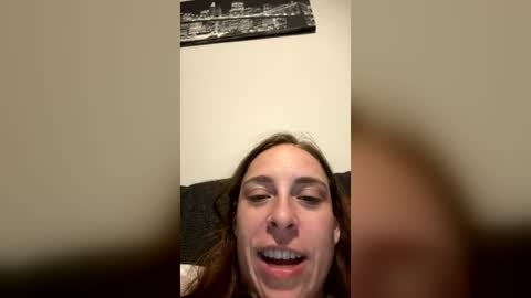 heidi_is_here_72 online show from June 17, 12:42 am