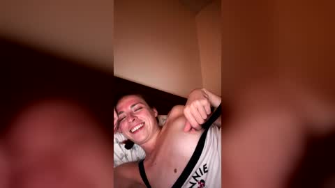heidi_is_here_72 online show from July 6, 8:06 am