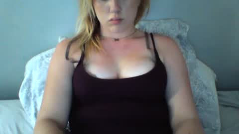 heidibabehi online show from July 17, 5:46 pm