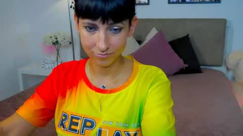 heidieraven online show from July 29, 1:51 pm