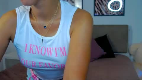 heidieraven online show from July 29, 4:03 pm