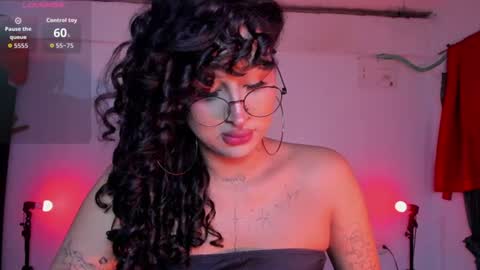 heka_prudence online show from August 12, 5:32 am