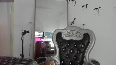 Hela   Independent model online show from July 3, 12:01 am
