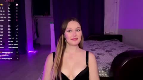 Cia   online show from August 17, 6:57 pm