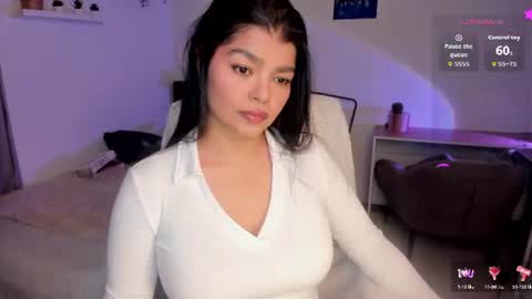 helen_miller online show from August 12, 11:29 pm