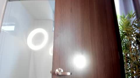 helen_miller online show from August 14, 8:23 pm