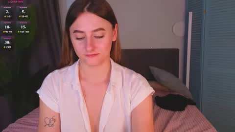Helen online show from August 6, 2:38 pm