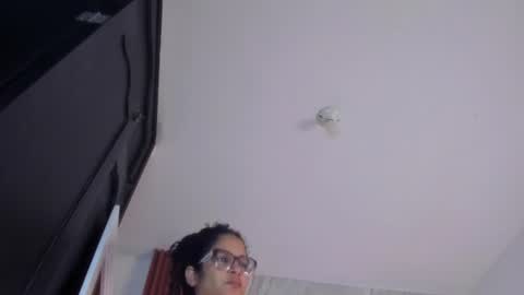 Helena Santos online show from July 24, 12:19 pm
