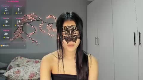 helenblazetrt online show from August 17, 3:22 am