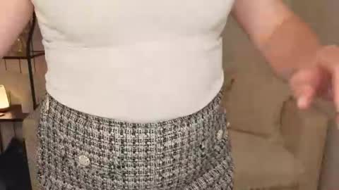 Helen online show from August 3, 5:14 am