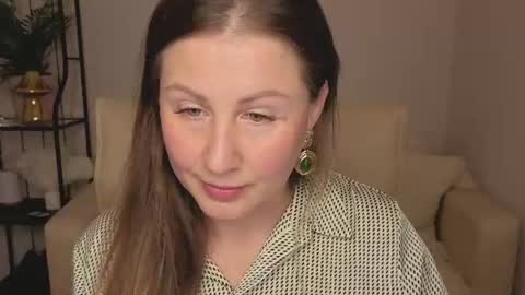 Helen online show from August 15, 2:48 am