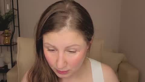 Helen online show from August 17, 3:00 am